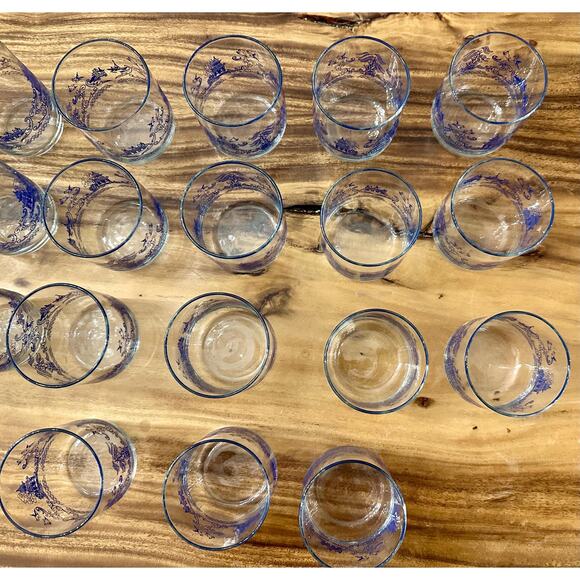 Blue Willow Tumbler by English Ironstone Tableware | 10 oz | 1 of 15 glasses - Picture 3 of 3